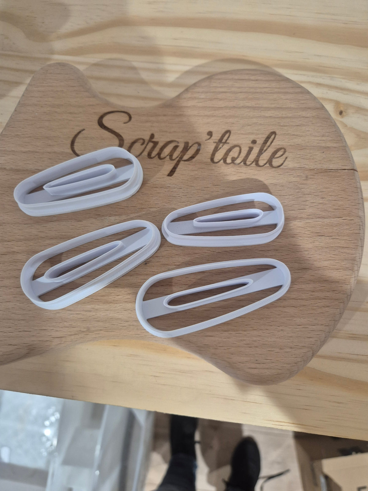 Barrette